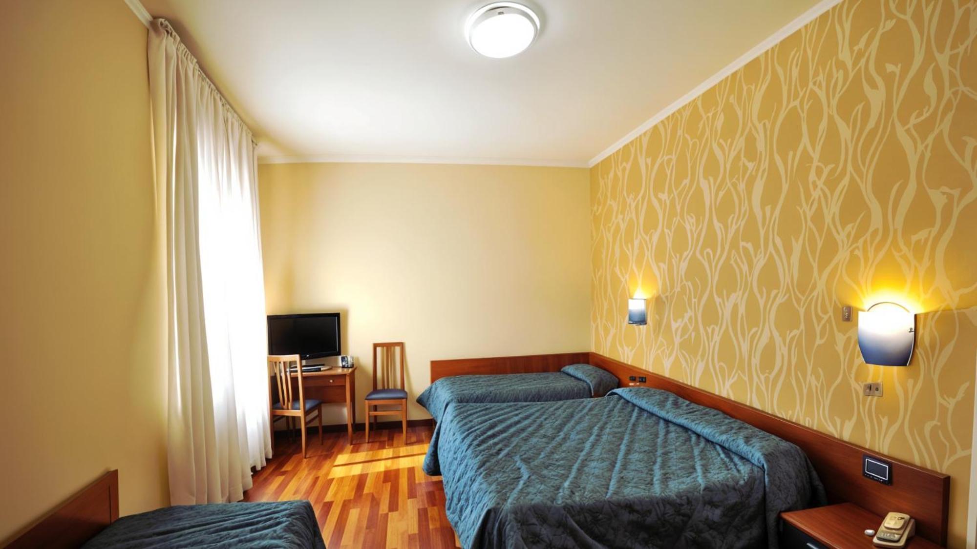 Hotel Nazionale Bolsena Bagian luar foto